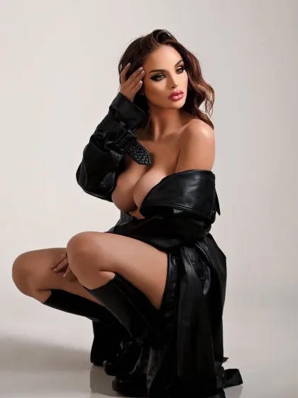 Alexis, escort in Hong Kong, photo 1
