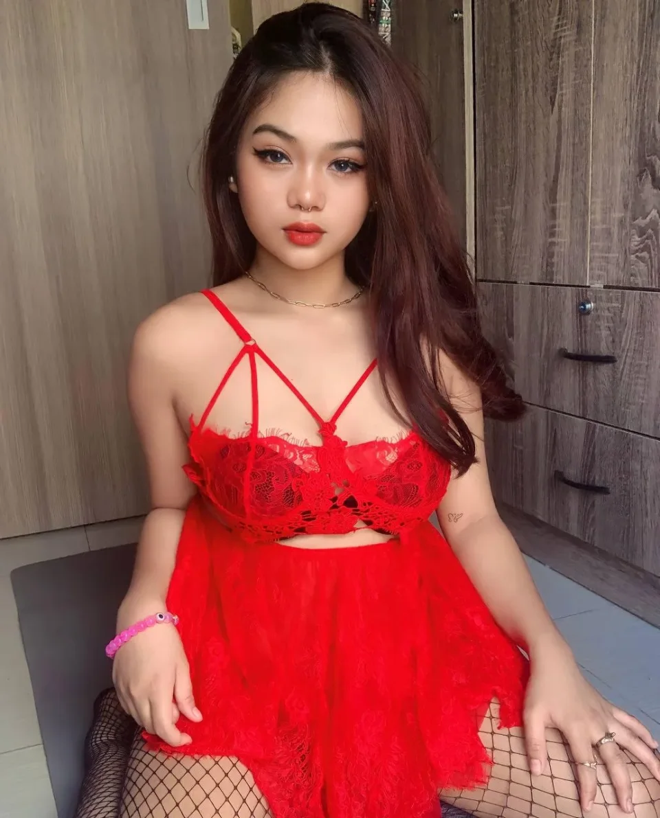 Lai Yee, photo 4