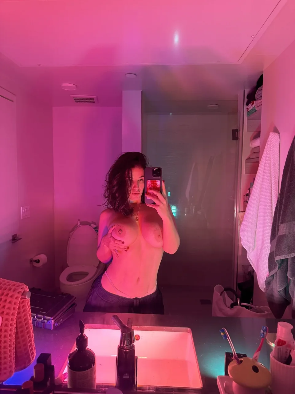 Unknown, photo 4