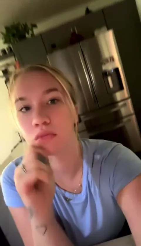 Видео анкеты Алисия Рениса, Гонконг