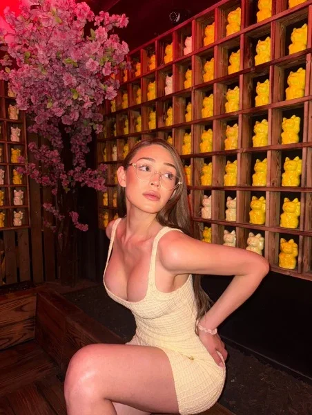 MiaLuvIsabella, photo 5