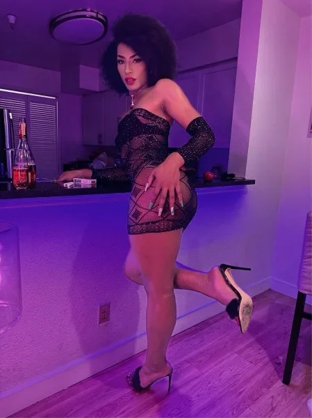 NahomyHott, photo 7