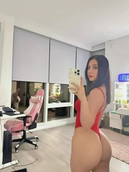 NicoleDa, photo 8