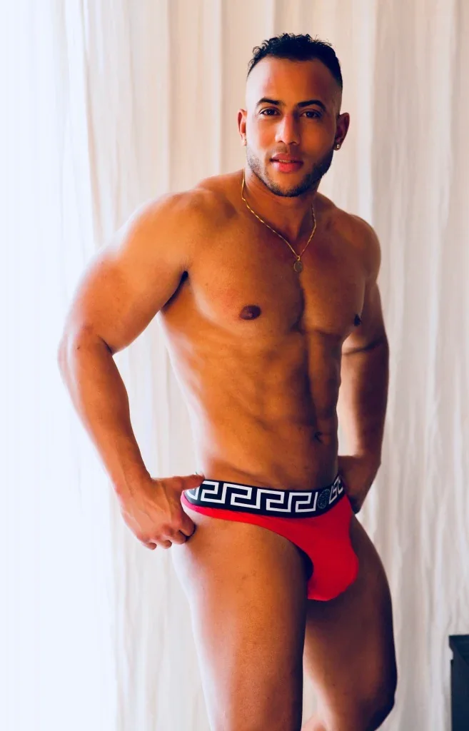 Alex Hotcuban, photo 7