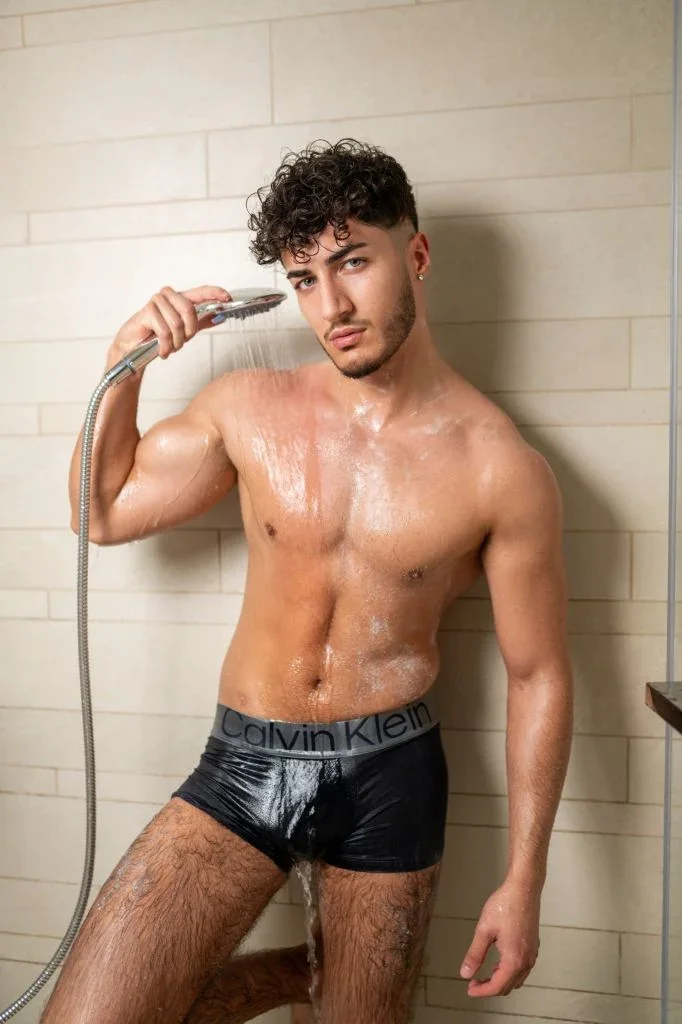 AlexxItalianBoy, photo 6