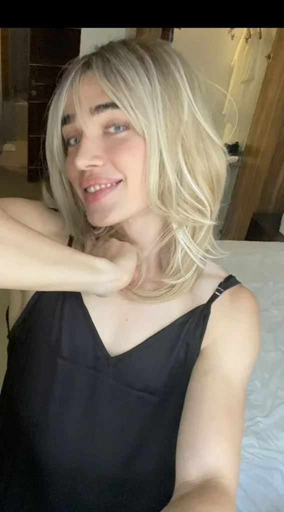 Alexxxie, photo 19