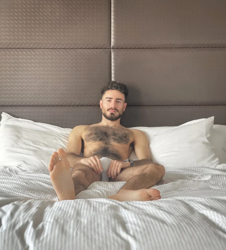 Andrew Xl, photo 1