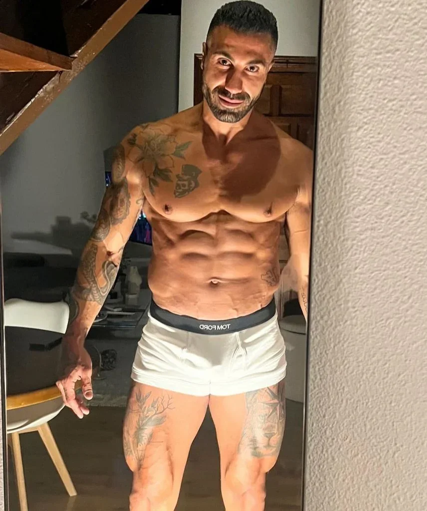 AntonioROU, photo 9