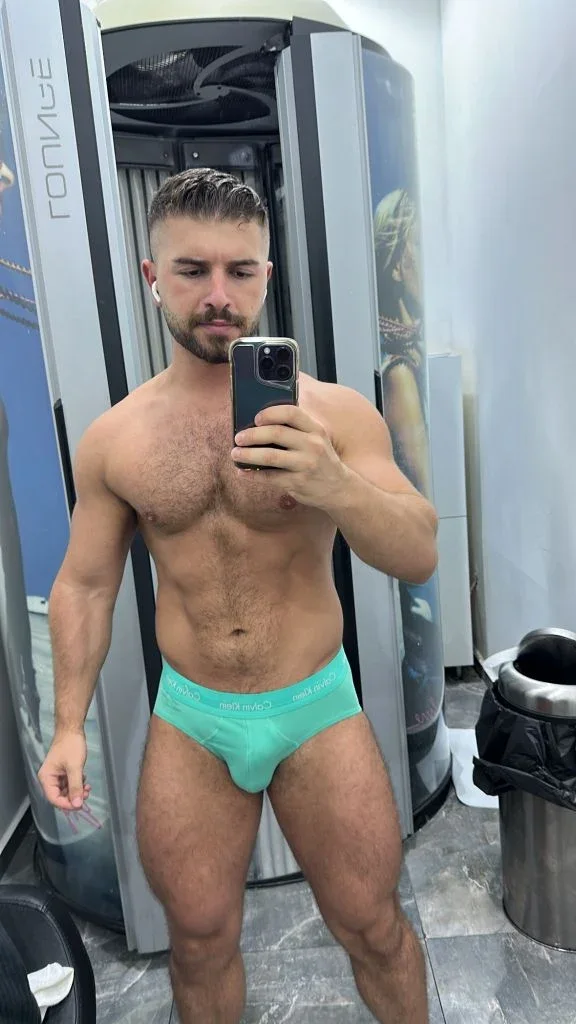 Athlete Biglegs, photo 10