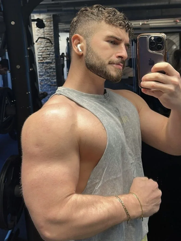 Athlete Biglegs, photo 12