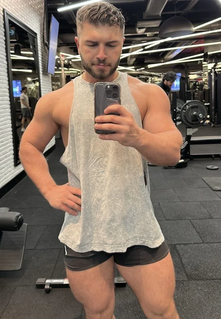 Athlete Biglegs, photo 16