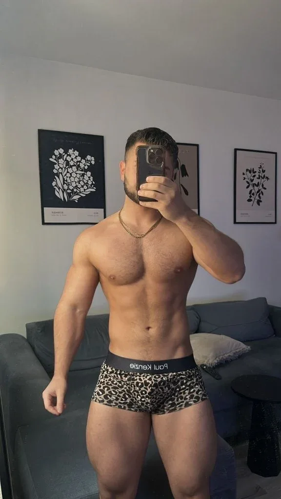 Athlete Biglegs, photo 2