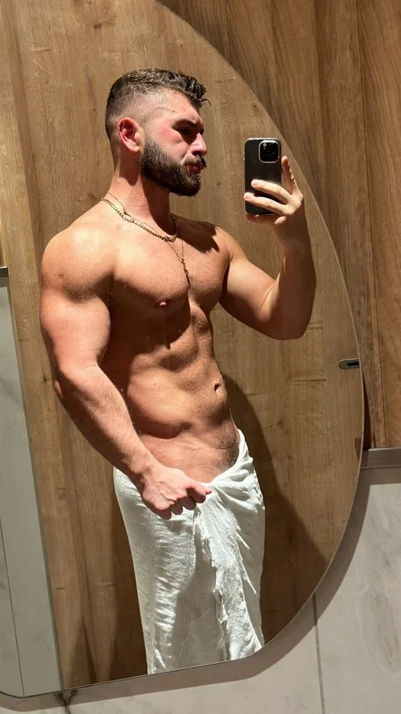 Athlete Biglegs, photo 24