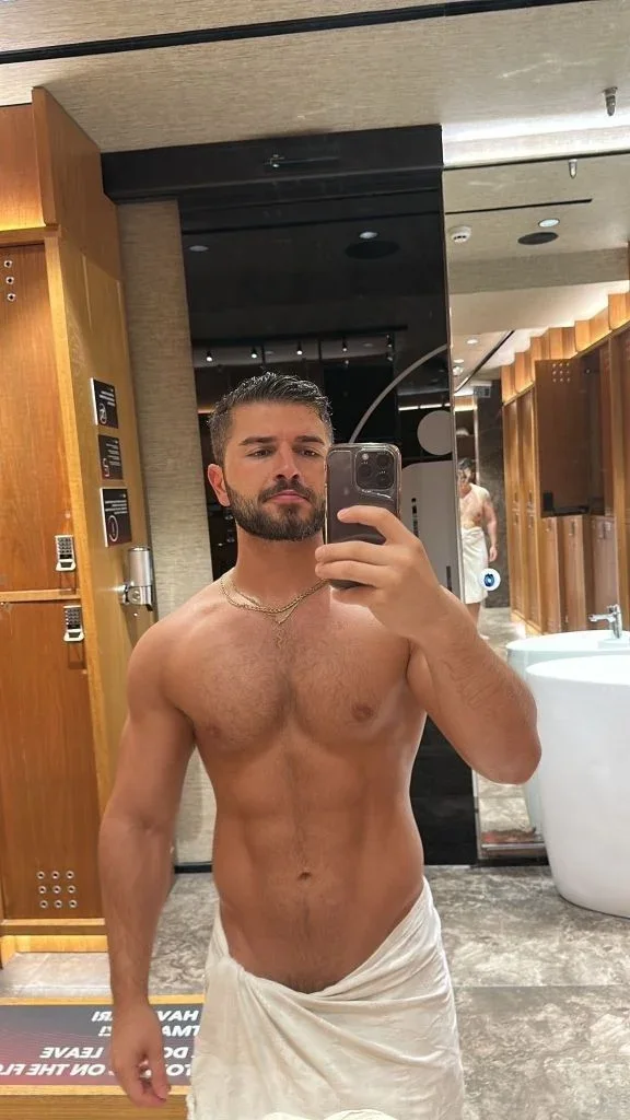 Athlete Biglegs, photo 25